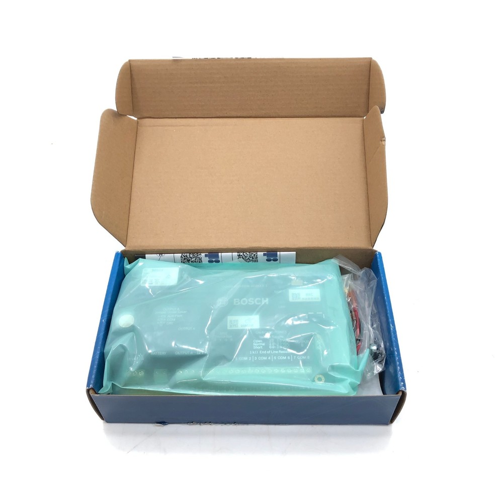 NEW Bosch B6512 Alarm Access Security Control Panel 4 Doors, 6 Area, 91 Input