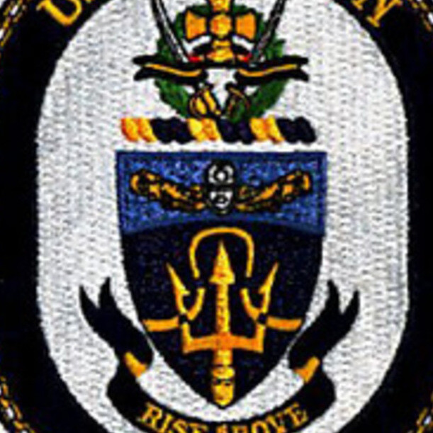 DDG-92 USS Momsen Patch