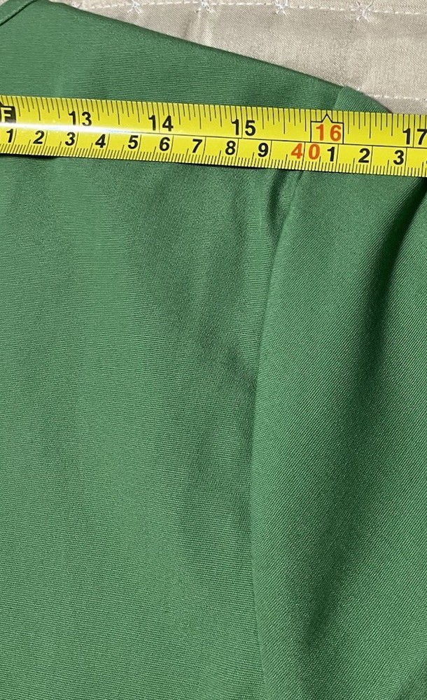 Cherokee Scrub Top Sz Medium Green Scoop Neck Pullover Logo