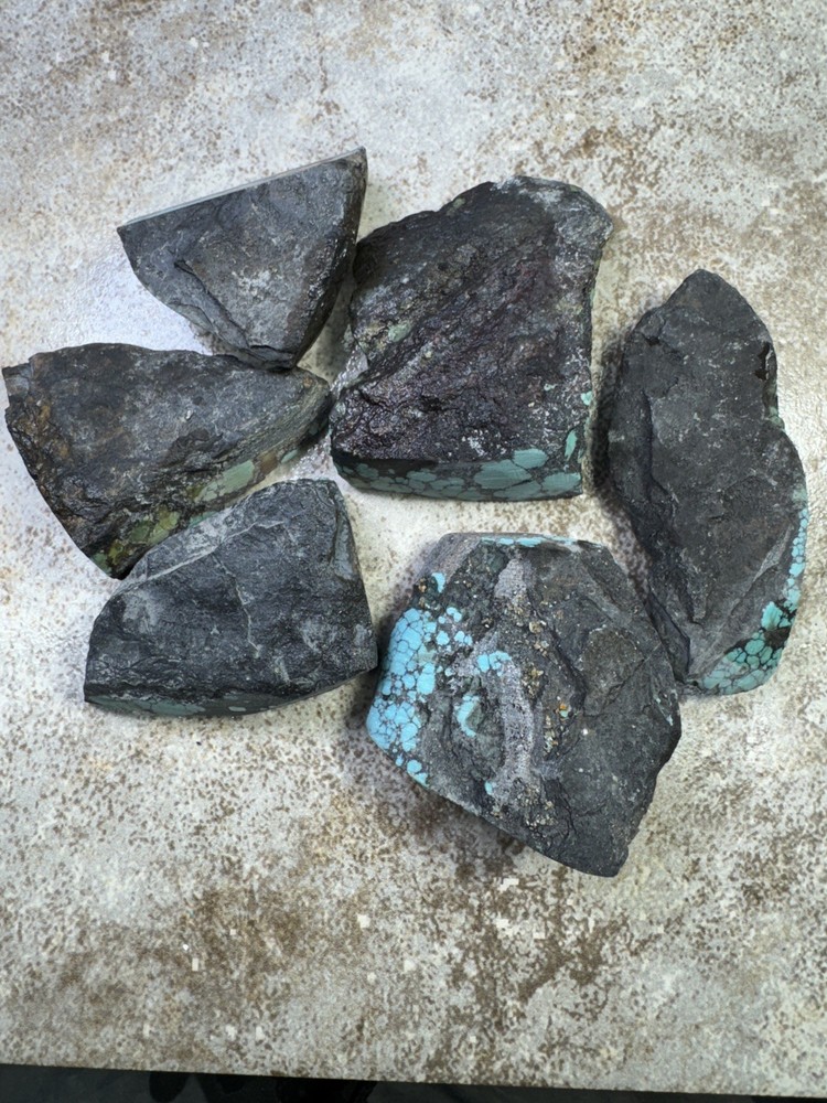 Stabilized hubei turquoise rough nice color and pattern