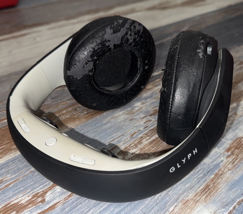 Avegant Glyph AG101 VR Headset