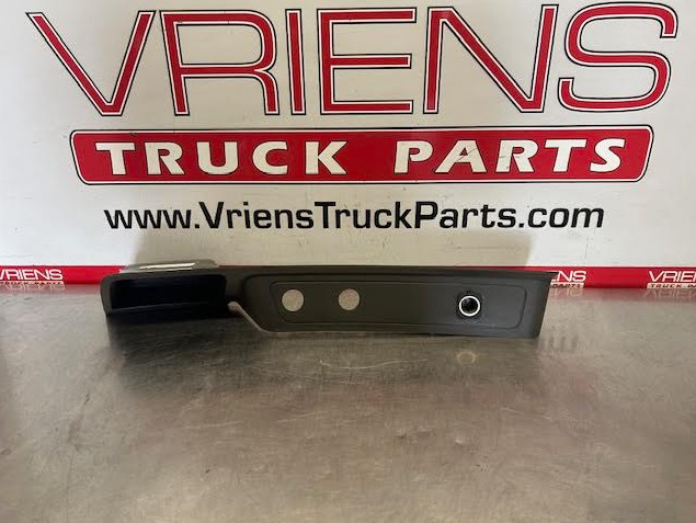 KENWORTH S18-1037-2 PANEL-INTERIOR TRIM
