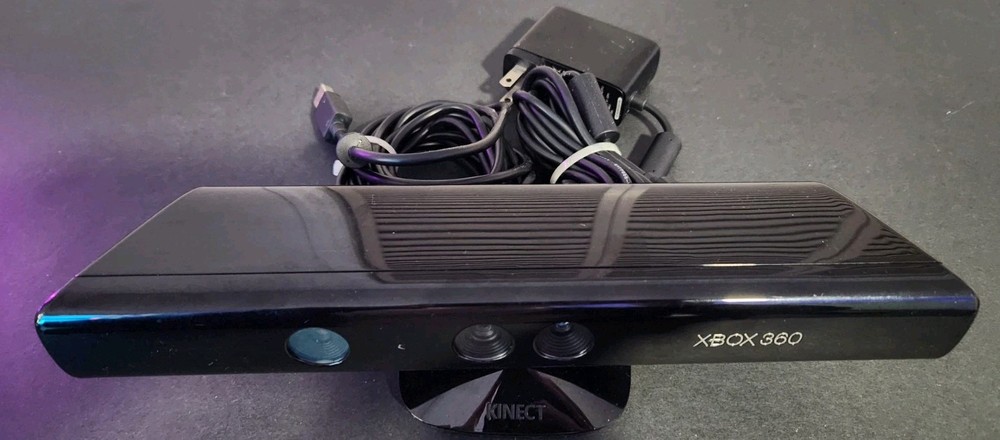 Microsoft Xbox 360 Kinect Sensor Bar Complete