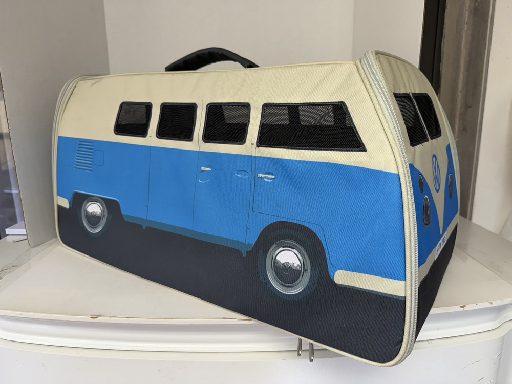 VW Blue And White Pet Carrier