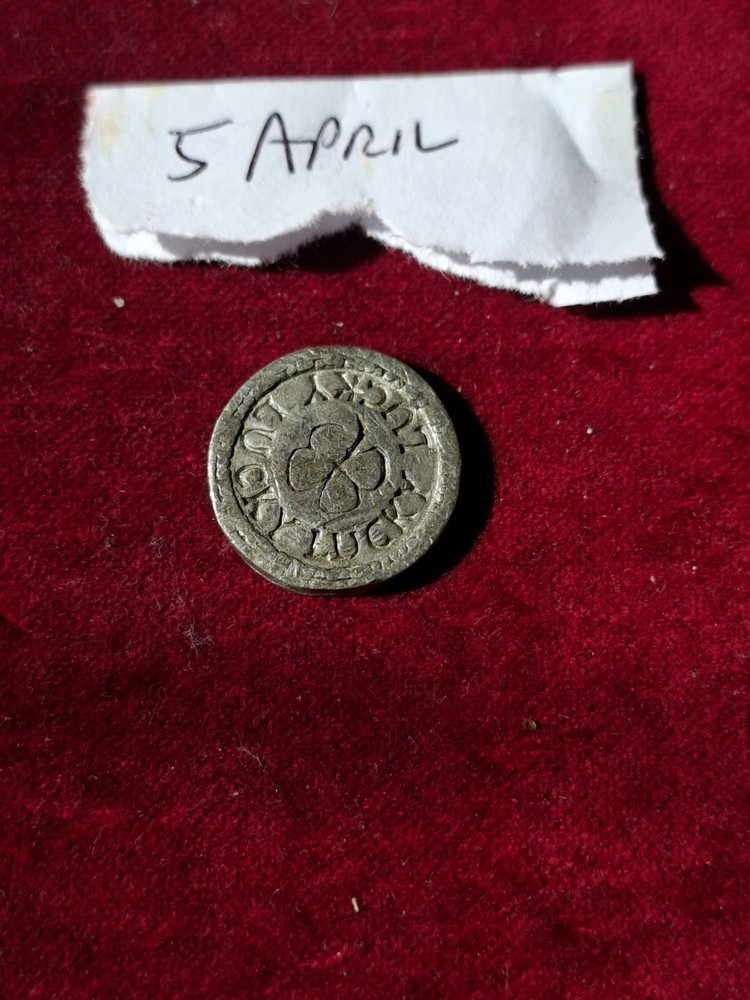 Lucky 4 Leaf Clover Coin
