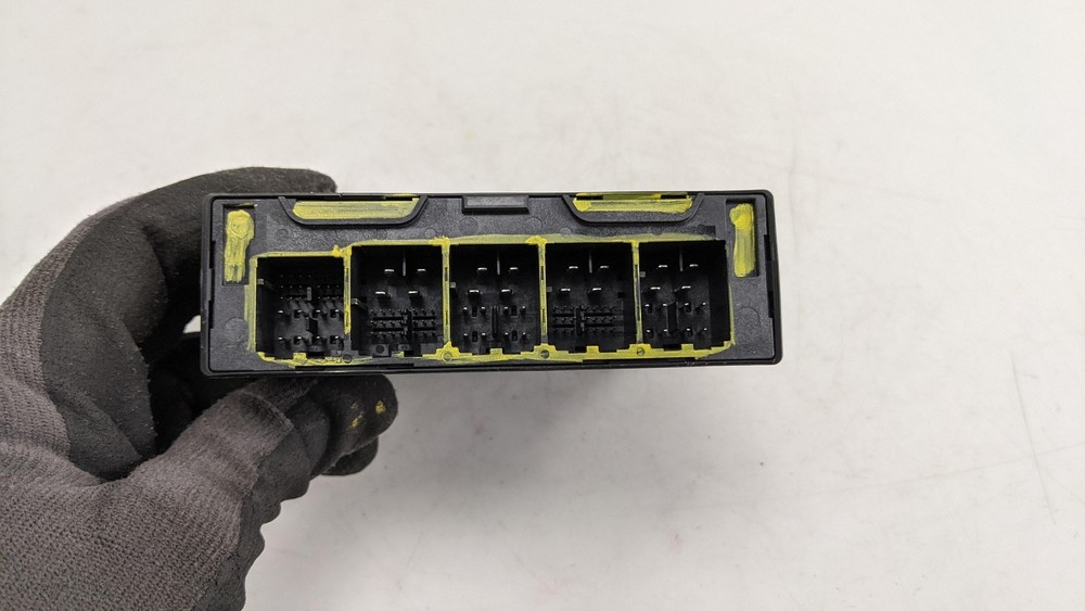 Headlight Control Module 2020 Cadillac CT5 13539316 2021