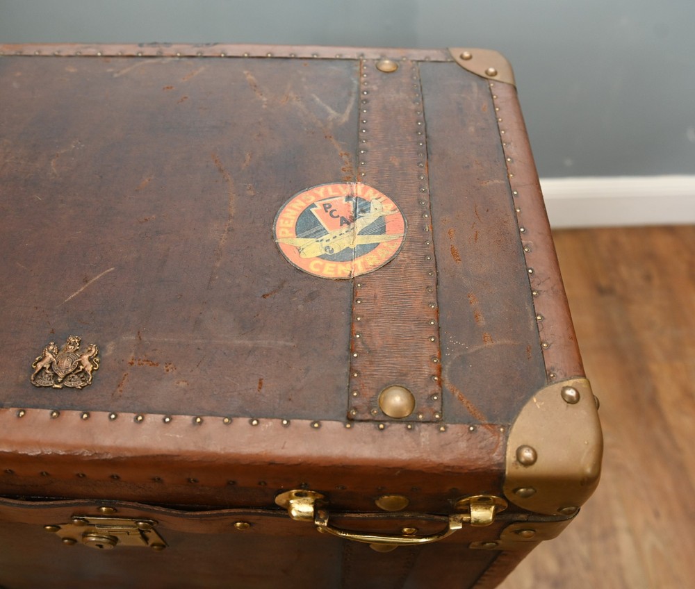 Vintage Leather Travelling Trunk Table Steamer Box