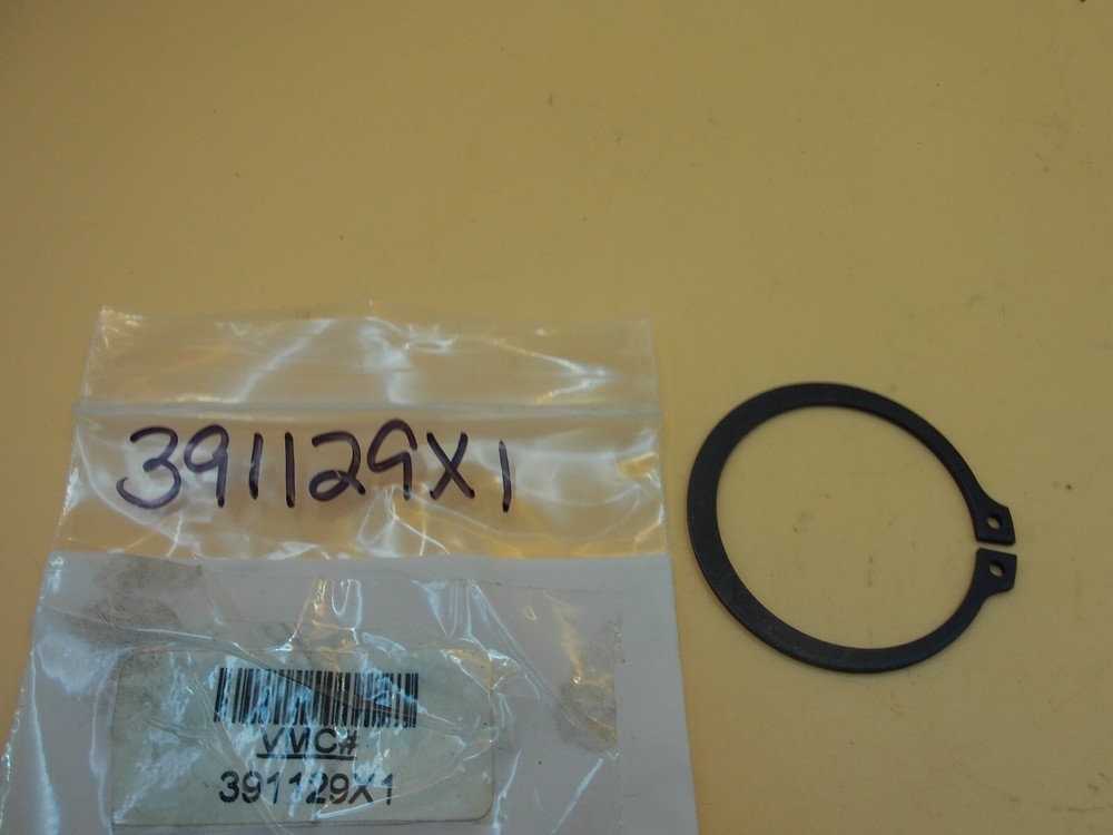 TEREX - SNAP RING PKG QTY 3 - 391129X1      RDB9