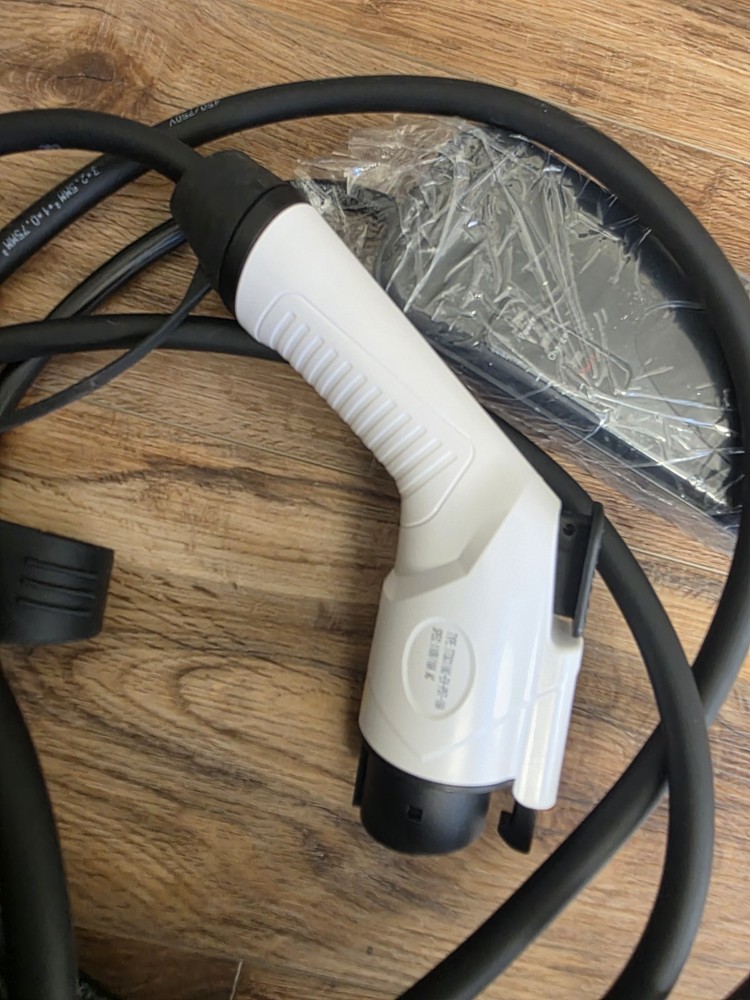American Standard Charging Plug Mode 2