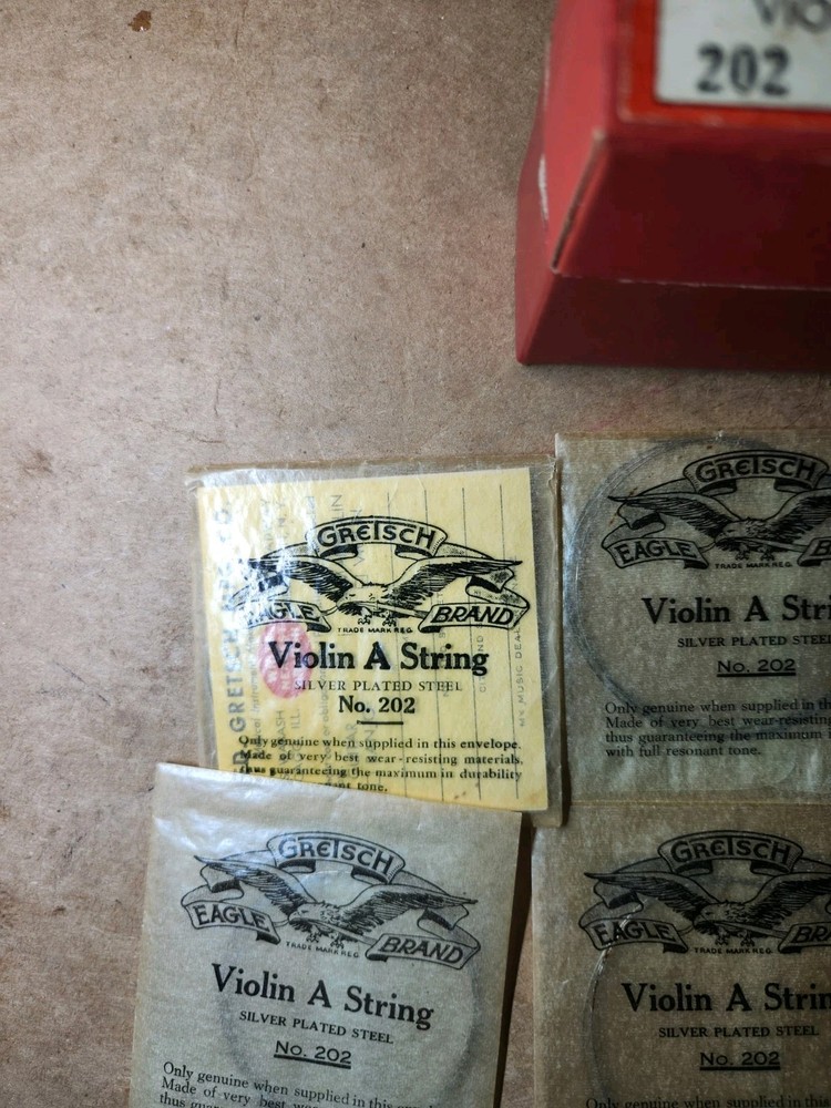 Vintage Gretsch Eagle Brand Violin Strings – Gut No. 202 – 12 Unopened A Strings