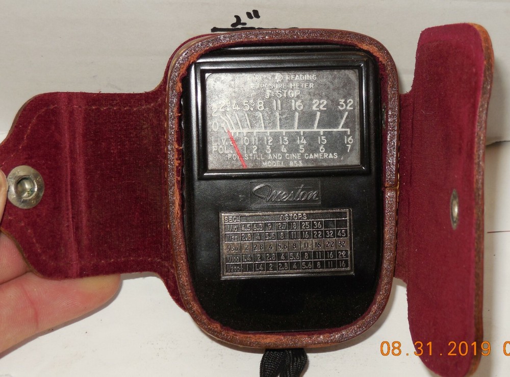 Weston Model 853 Direct Reading Exposure Meter Felt Lined Leather Case & Strap