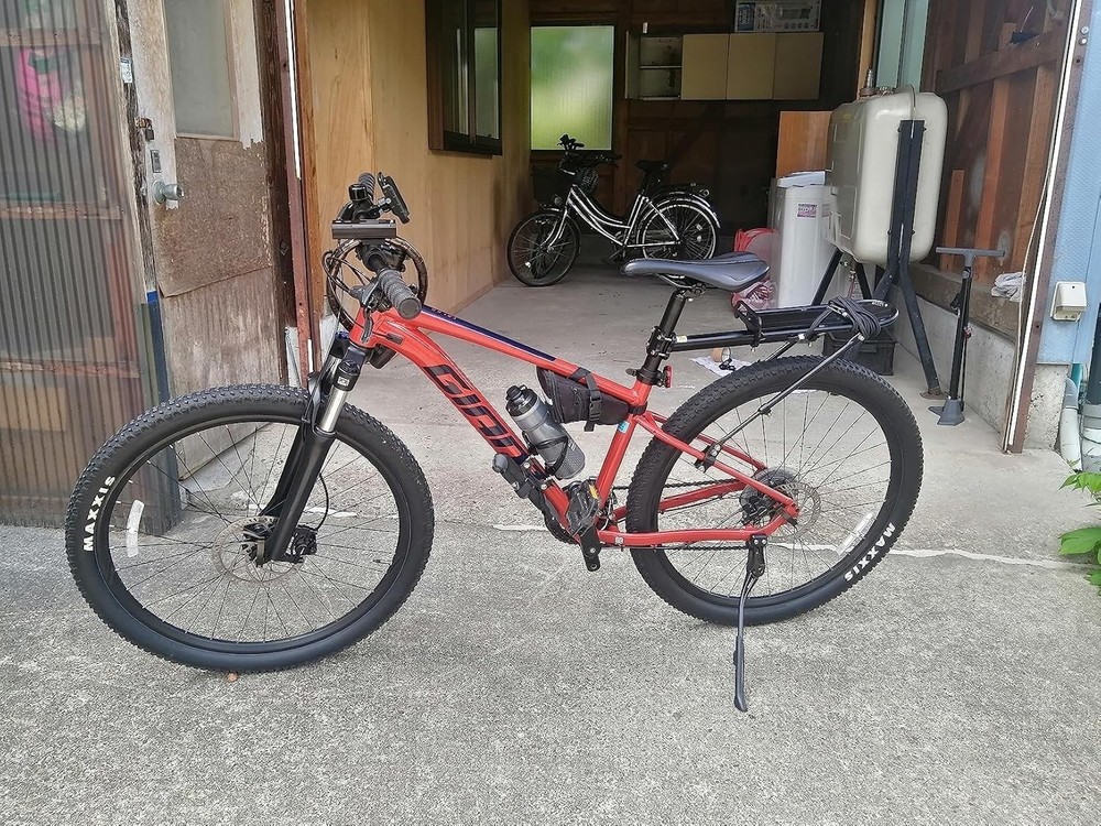 Sleek Retractable Rear Bike Rack - Versatile Cargo Solution with 55 lbs Capacity