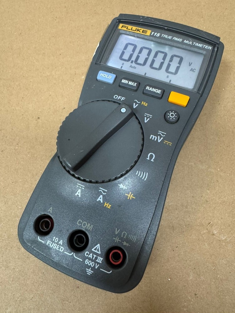 Fluke / True RMS Multimeter / 115