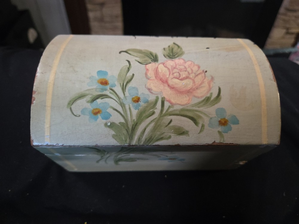 Vintage Storage Shabby Chic Floral Dome Trunk