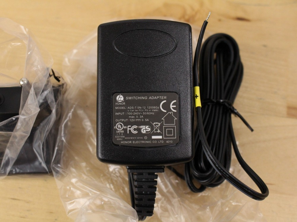 Kramer WP-110/U Active Wall Plate XGA Line Transmitter Computer Graphics Video