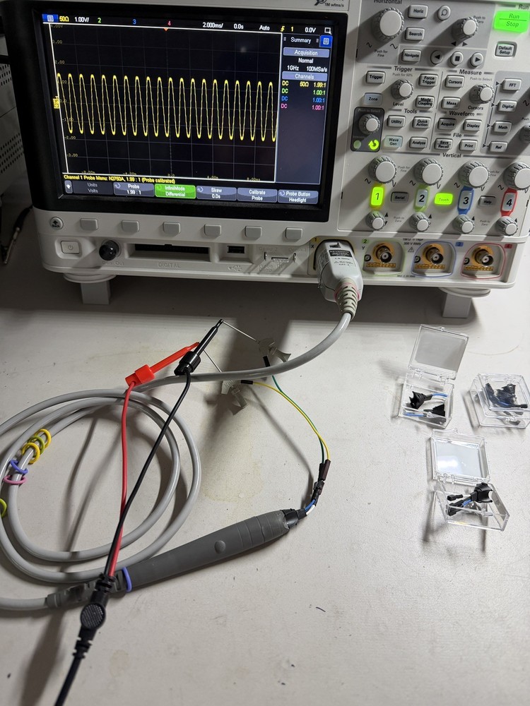 KEYSIGHT N2750A InfiniiMode Active Differential Probe 1.5GHz w/ Accessories