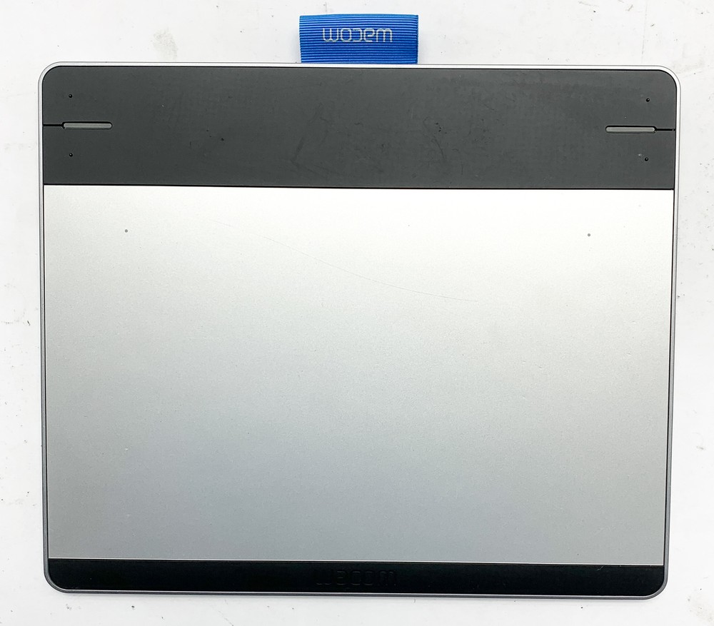 Wacom CTH-480 Intuos Small Creative Pen & Touch Tablet NO PEN