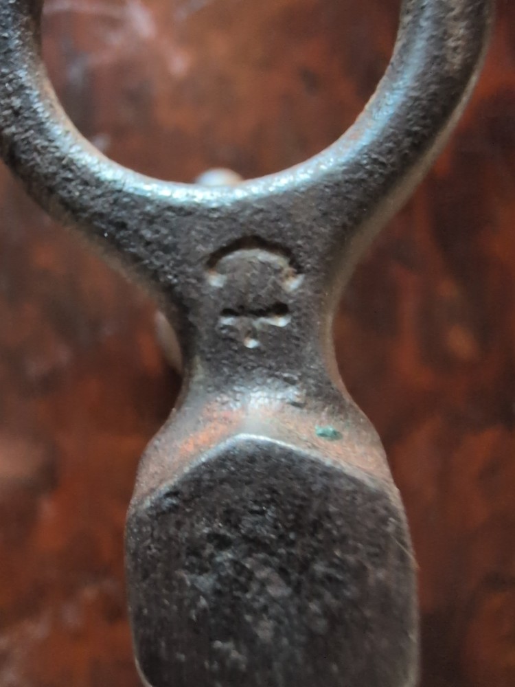 Antique Bit
