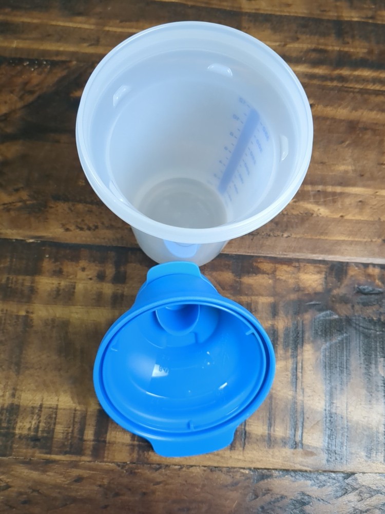 Tupperware 15 Oz. Shaker