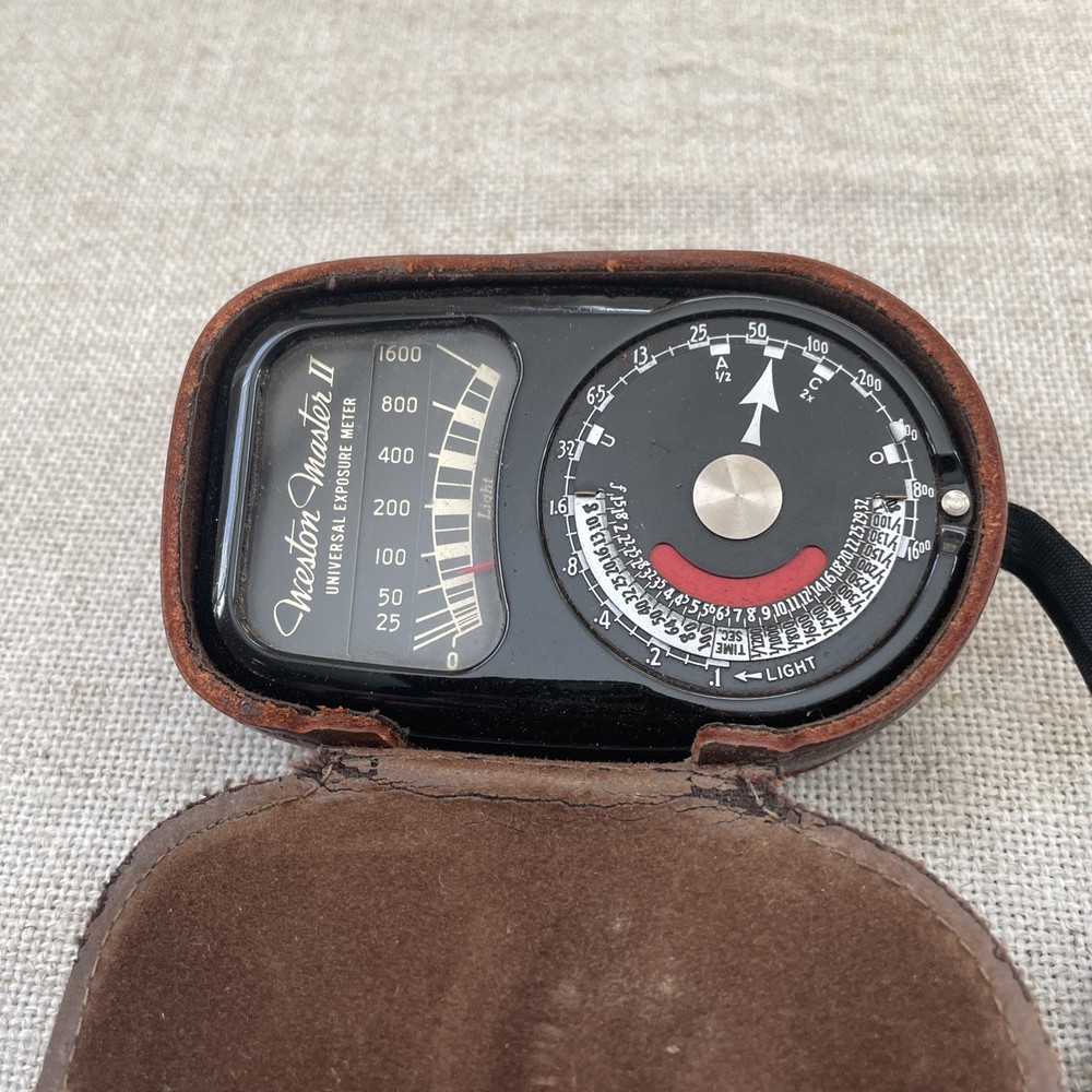 Weston Master II Universal Exposure Meter Model 735 with Box, Paperwork, & Case