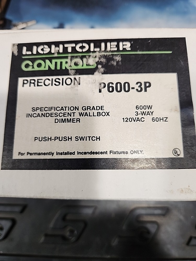Lightolier Controls P600-3P Specification Grade 3 Way Dimmer