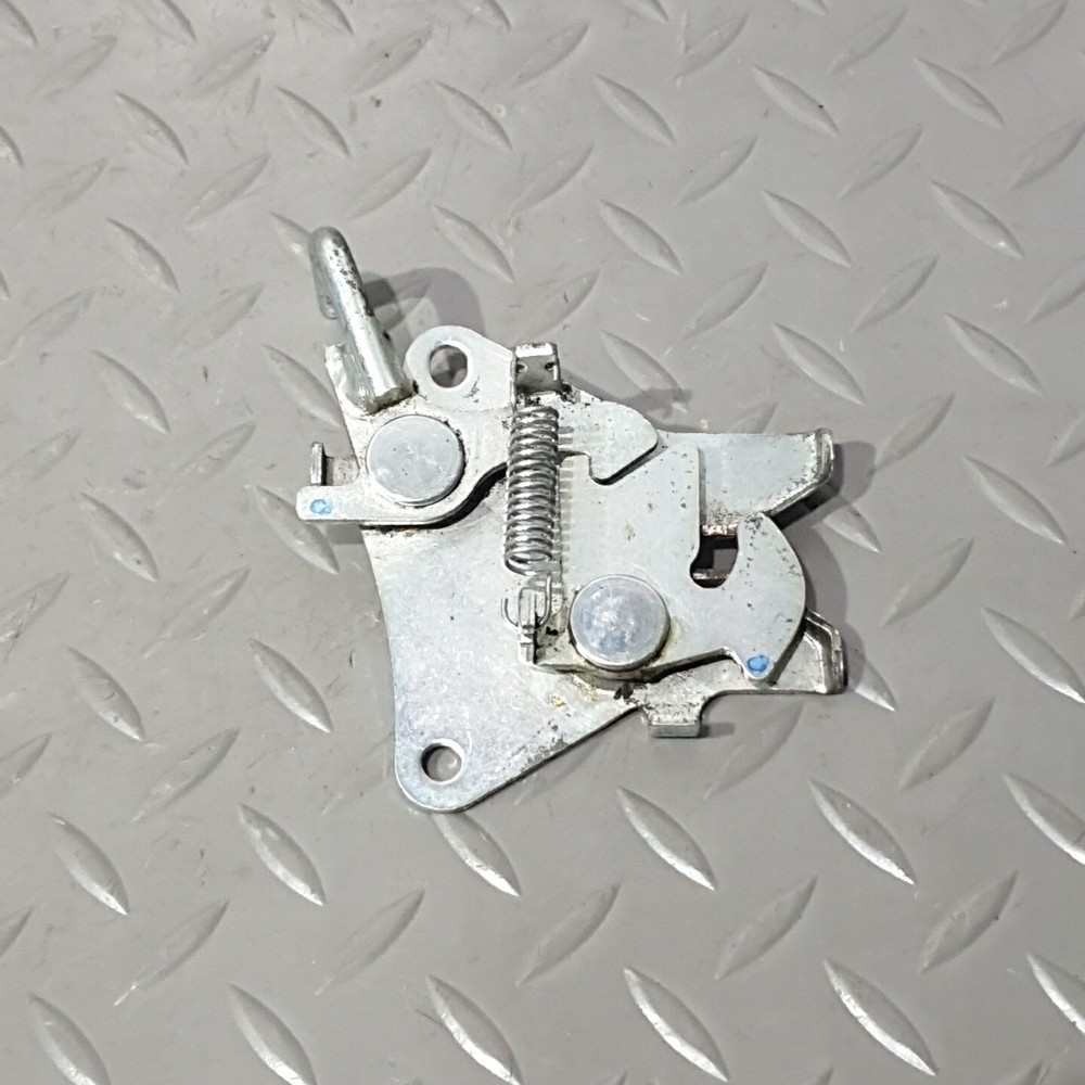 ♻️ Honda CBR 125 2004 - 2011 Seat Catch Latch ♻️