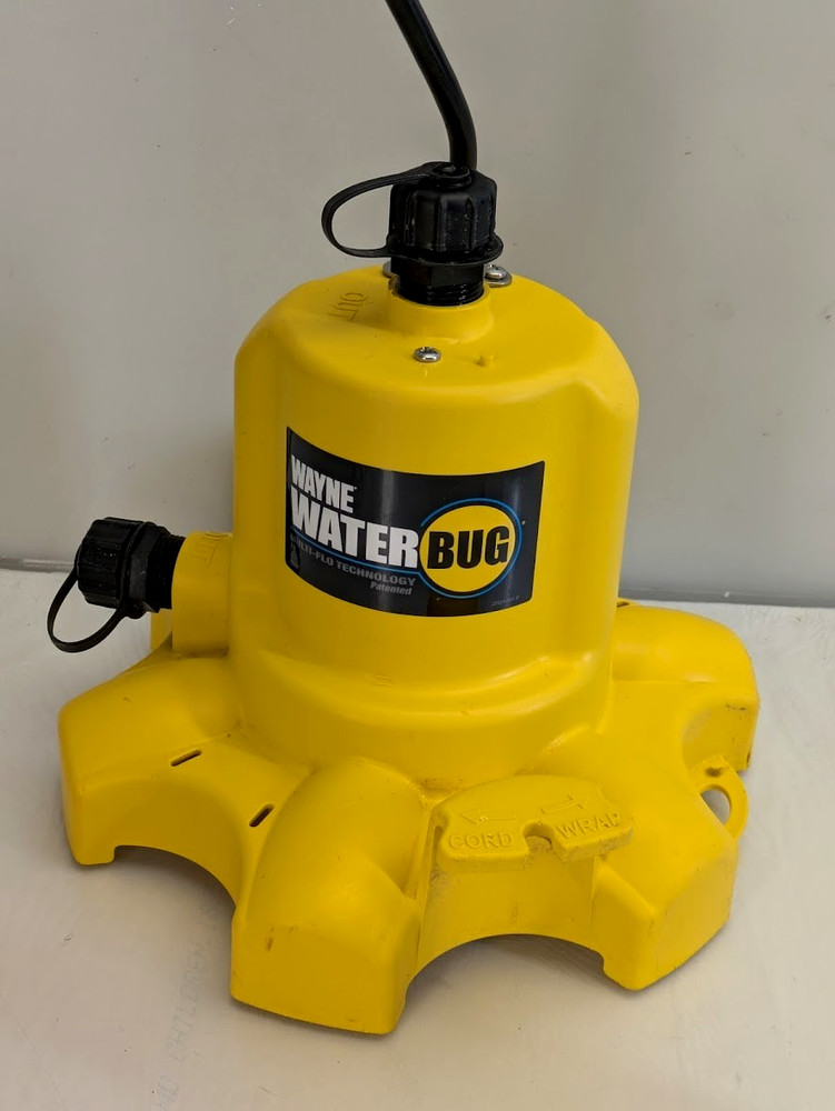 WAYNE 1/6HP WaterBUG 1350 GPH Multi-Flo Technology Water Removal & Transfer Pump