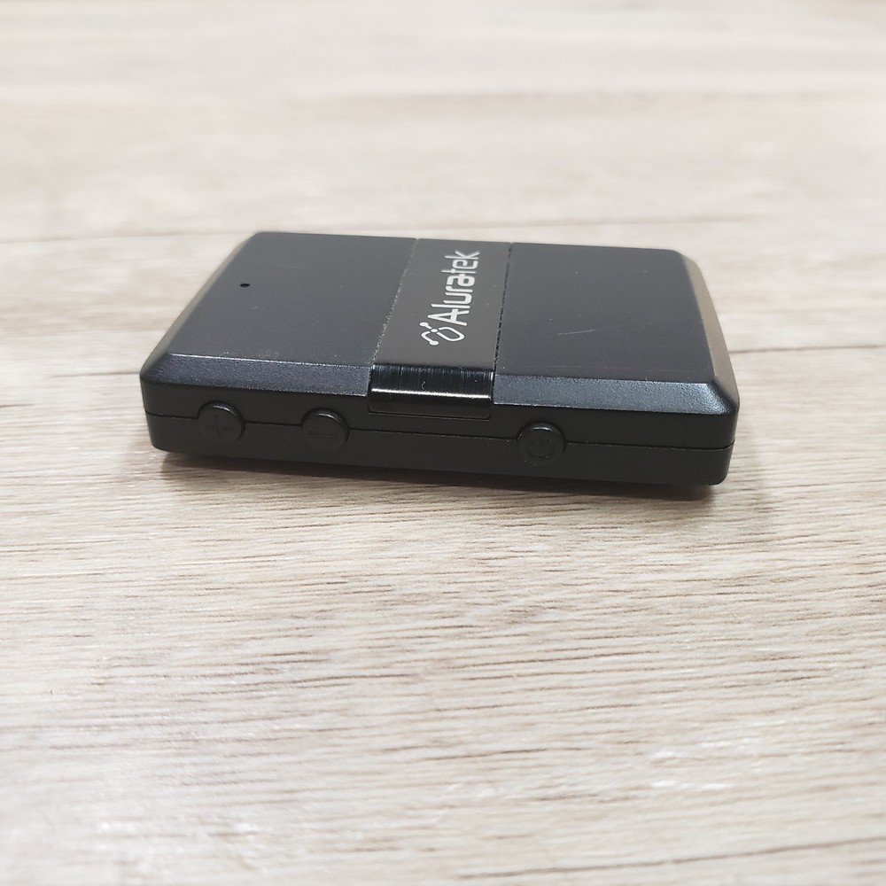 Aluratek ABC01F Universal Bluetooth Audio Receiver and Transmitter - Tested