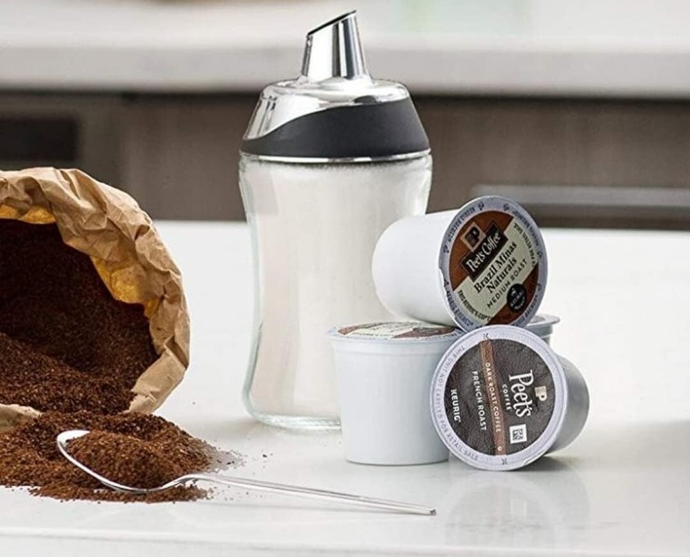 Multi-Functional 7.5oz Sugar Dispenser - Ideal for Coffee Bars and Baking Needs