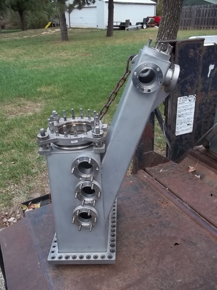 UHV Chamber (8) 2.75" + (1) 6" Bellows Conflat CF Flanges