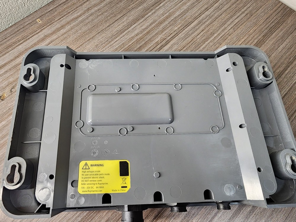 Raymarine CP300 Sonar Module Central box