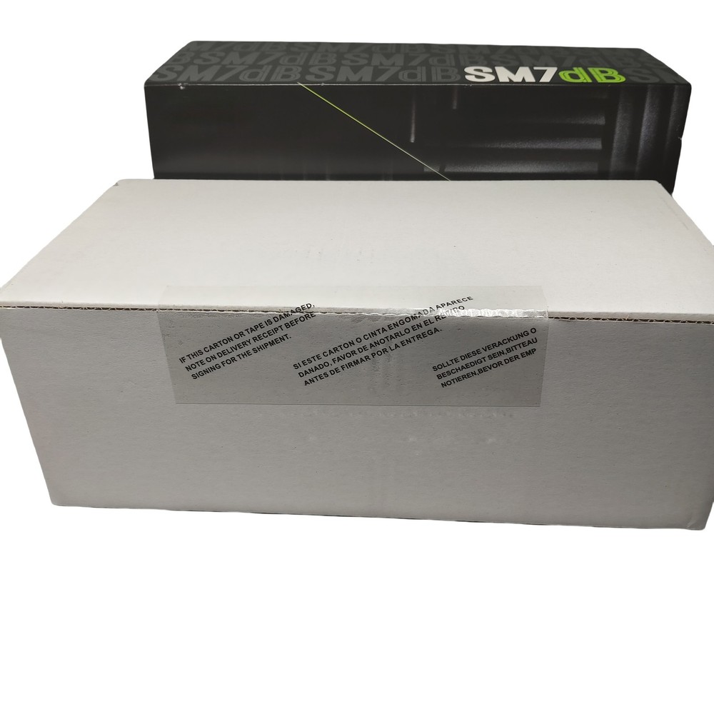 Universal SM7DB built-in microphone wired dynamic professional microphone