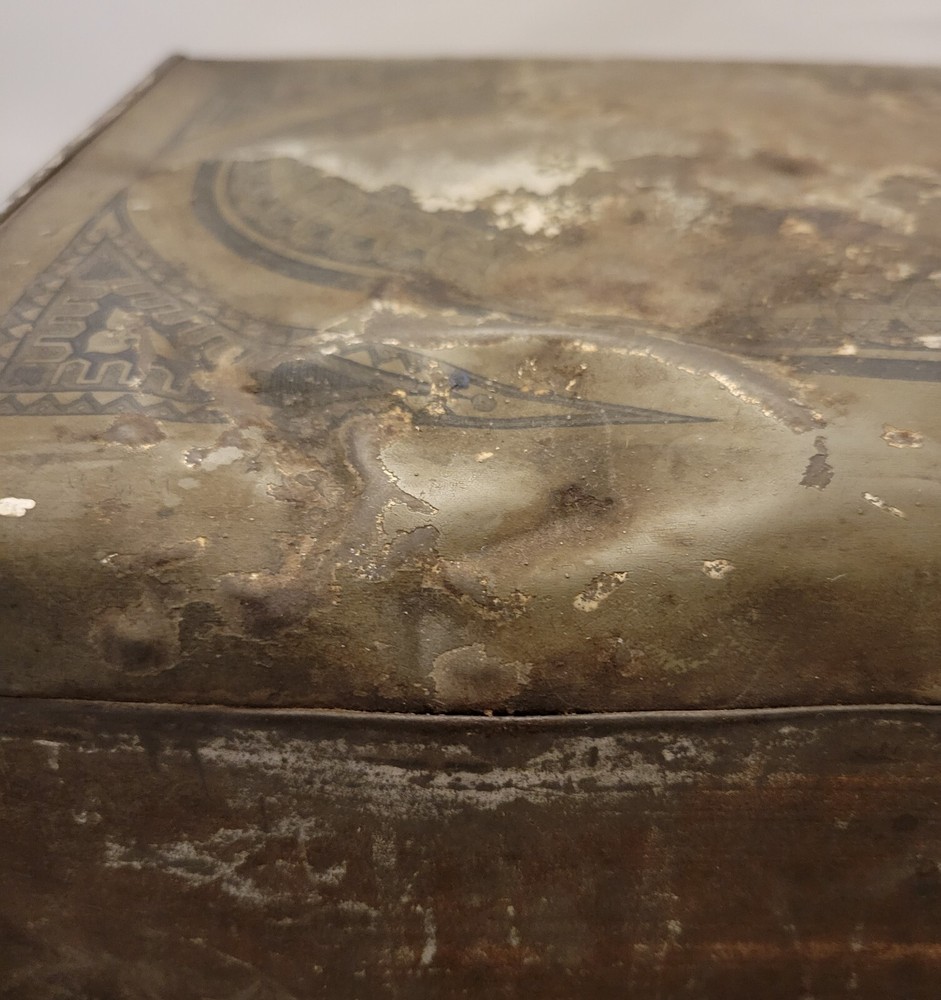 Antique Schepp's Cake Box