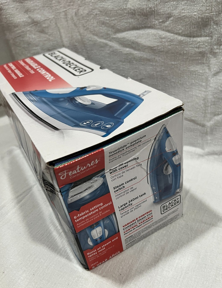 BLACK+DECKER Variable Control Compact Steam Iron - Blue & White