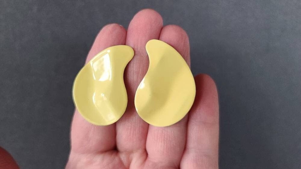 1980s Wavy Yellow Earrings