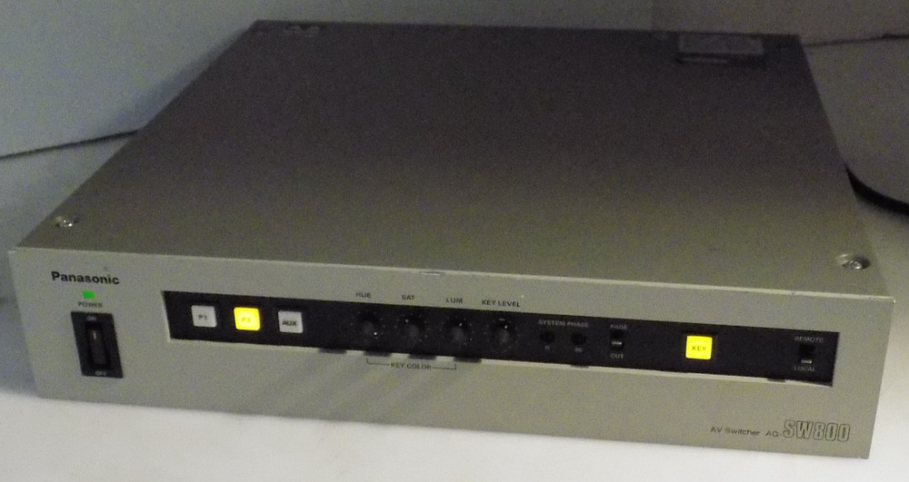 PANASONIC AG-SW800 BROADCAST & PROFESSIONAL AV LIVE SWITCHER