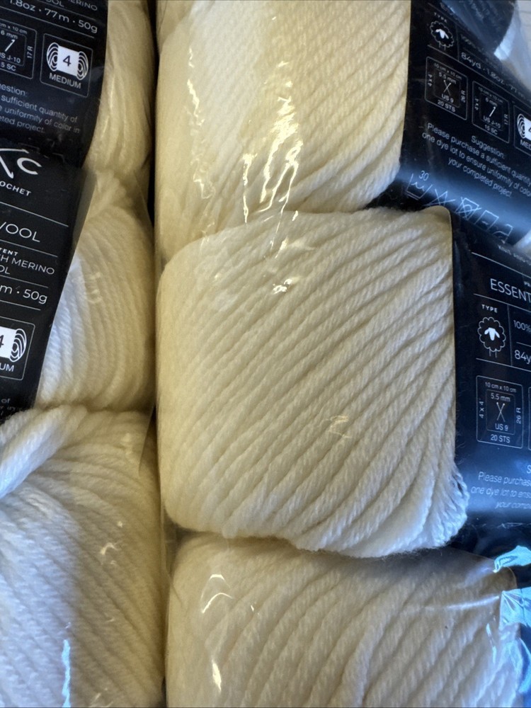 10 K+C Essential FINE Wool, BRIGHT WHITE ,NEW