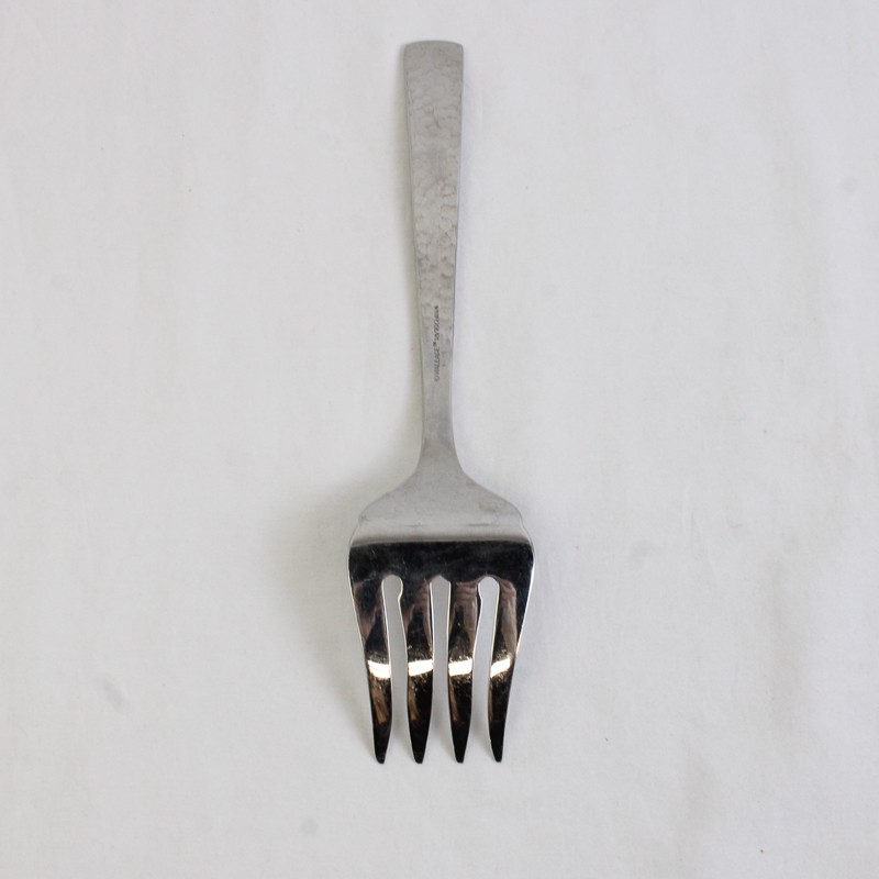 Wallace Silver Riverbed Pattern Med Cold Meat Serving Fork 18/10 8.25" Rare