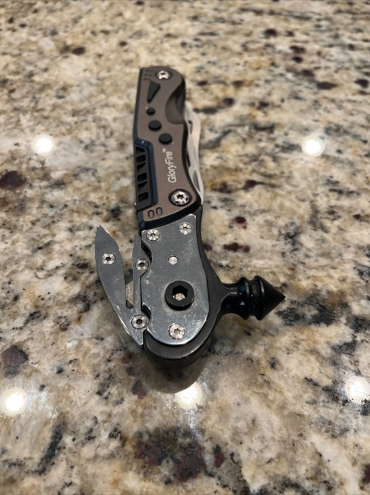 Multi Tool For Men,Tool Kit,Window Breaker Seatbelt Cutter,Multitool Knife,Ca...