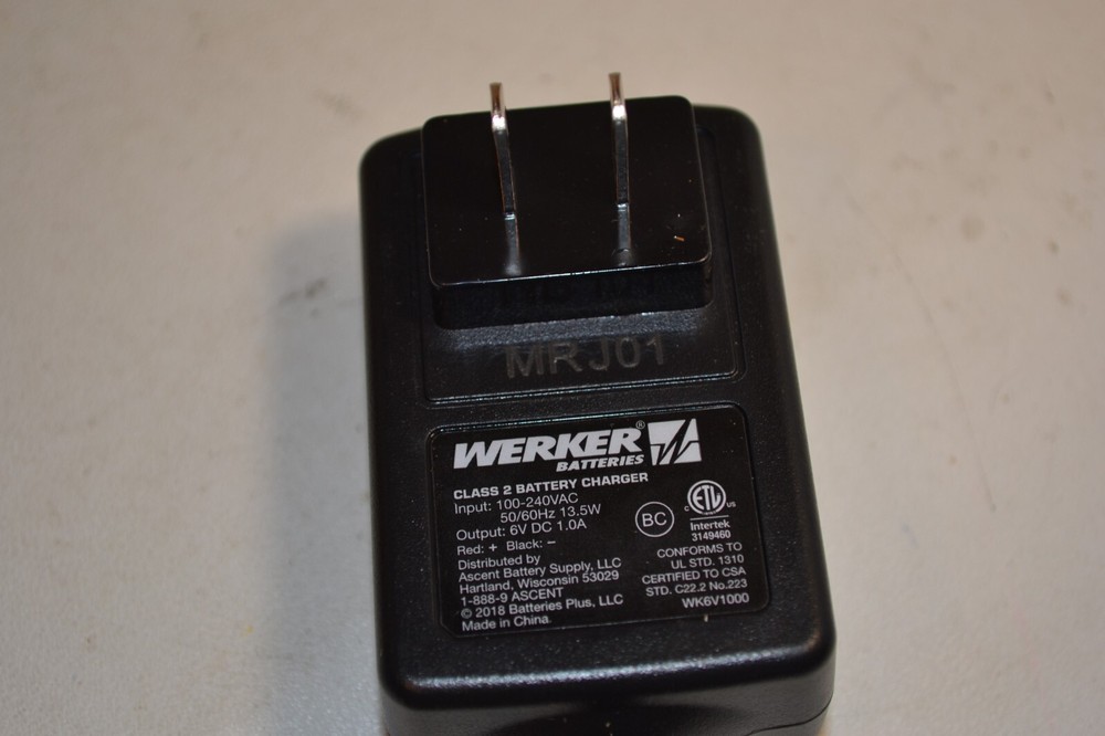 WERKER CLASS 2 BATTERY CHARGER MRJ01
