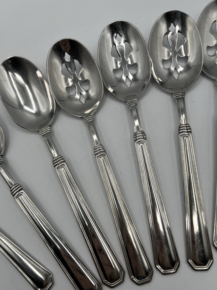 Pfaltzgraff Providence Silverware Flat 74 Pc Knives Forks Serving Ladle Spoon