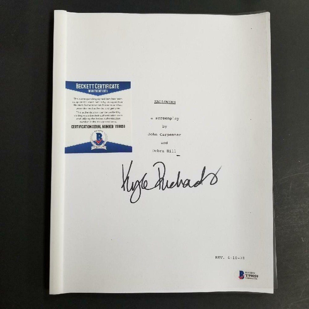 Kyle Richards signed Halloween Movie Script Autograph (E) ~ Beckett BAS COA