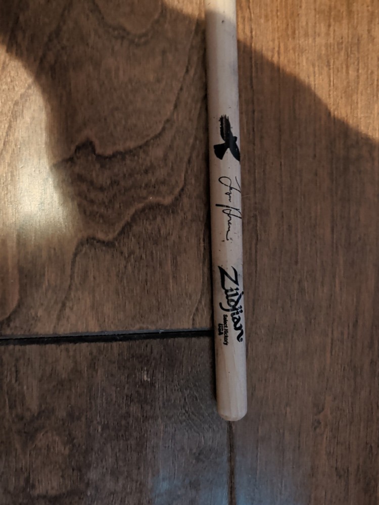 TAYLOR HAWKINS  FOO FIGHTERS  AUTHENTIC DRUM STICK  DRUMSTICK Stage Used.