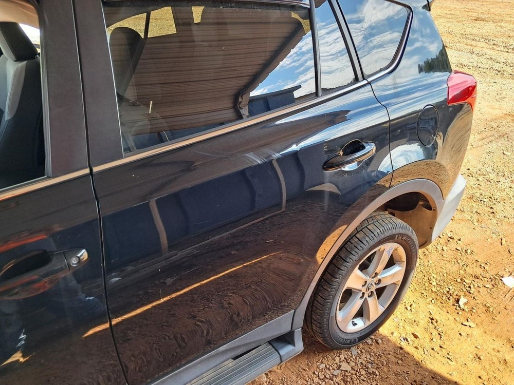 Console Front Floor Xle Fits 13-15 RAV4 4736312
