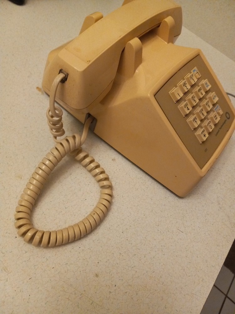 Lucent Technologies 100 Retro Style Phone **Nice