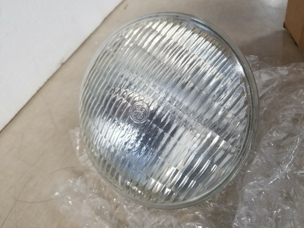 GE Lamp Q20A-PAR56-1C