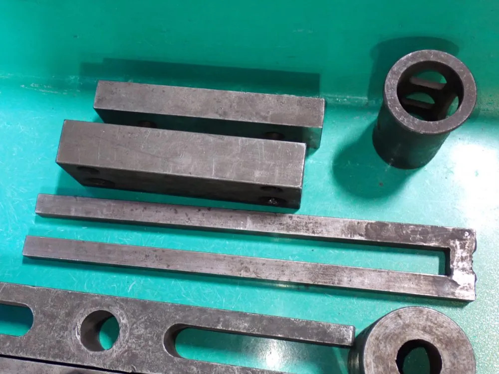 HARDWARE 08250881165