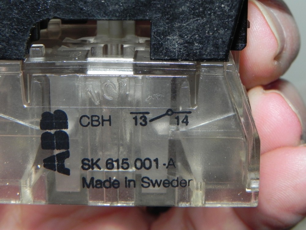 ABB SK615001A Auxiliary Contact & Black Block for Button