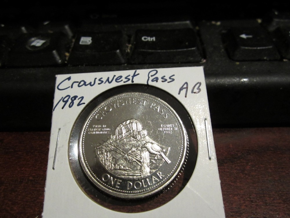 1982 - Crowsnest Pass, Alberta - Canada Commemorative Trade Dollar