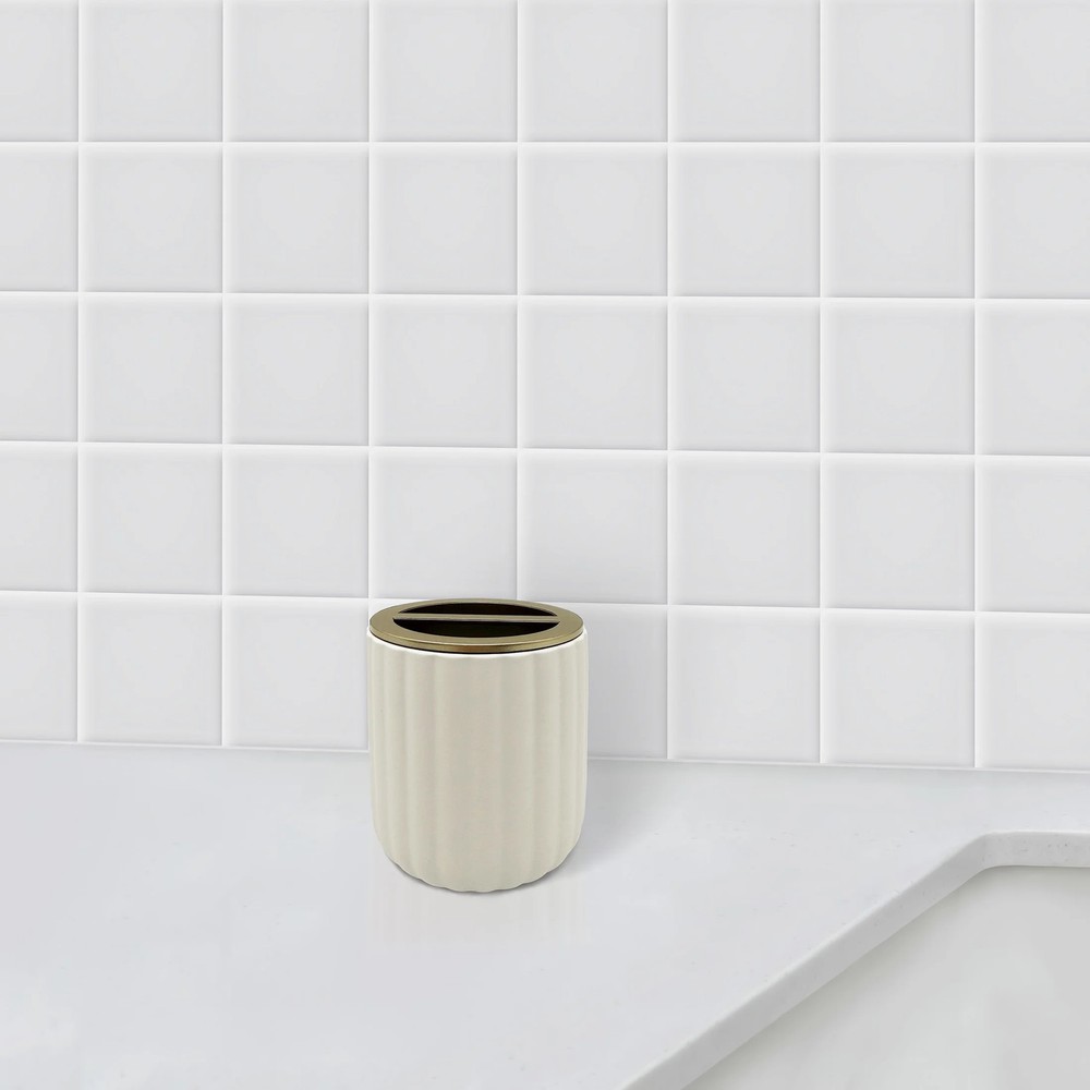 Toothbrush Holder